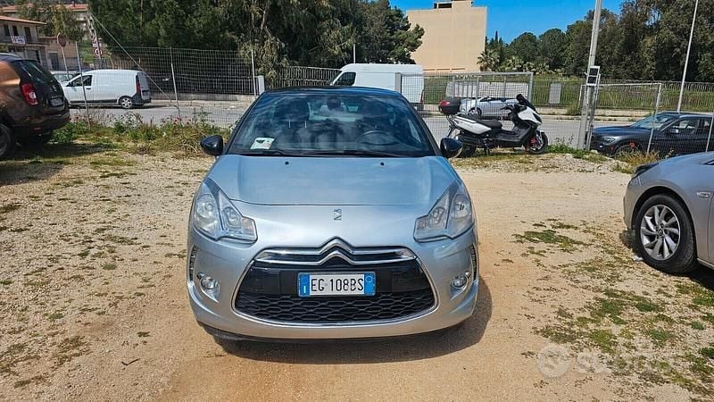 Grigio Usata 2011 Citroën DS3 So Chic Coupé | 3500 € (Ottimo prezzo) - Immagine 1/4