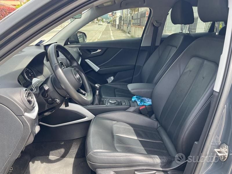 Usata Audi Q2 Admired 116 CV (85 kW) 2019 Grigio SUV