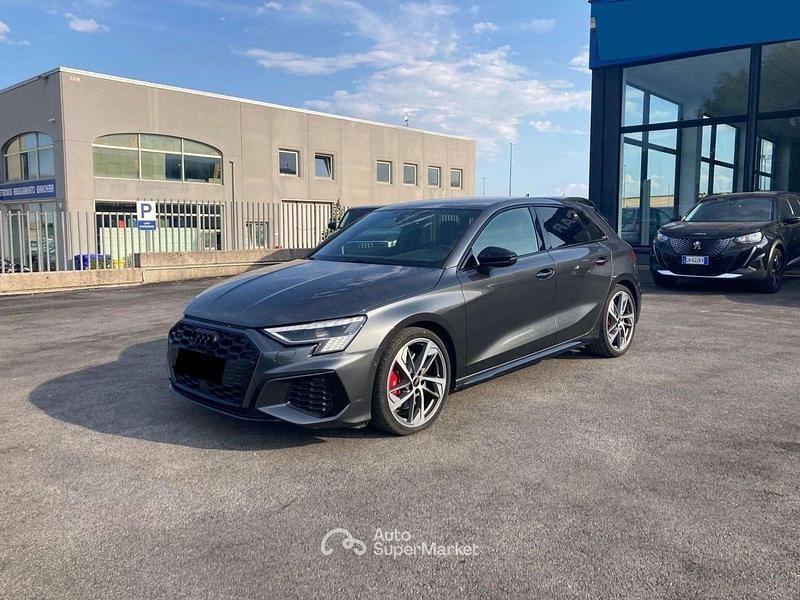 Usata Audi S3 Sport 310 CV (228 kW) 2022 Grigio daytona Berlina