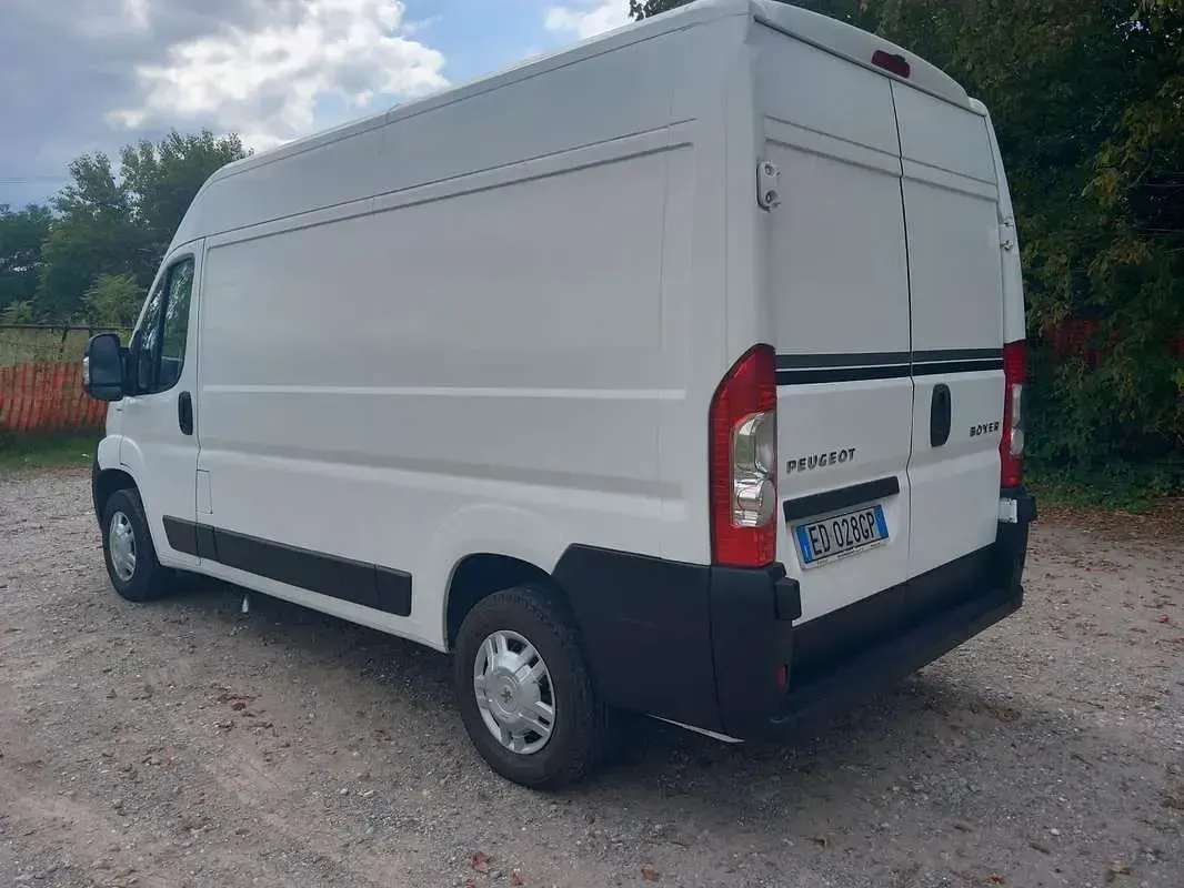 Usata Peugeot Boxer 120 CV (88 kW) 2010 Bianco Furgone
