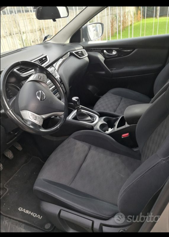 Usata Nissan Qashqai Visia 110 CV (80 kW) 2014 Grigio SUV