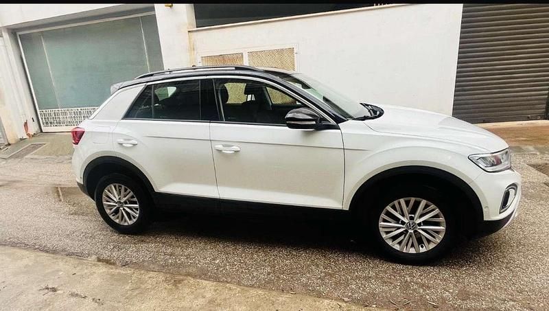 Usata VW T-Roc Business 110 CV (80 kW) 2022 SUV