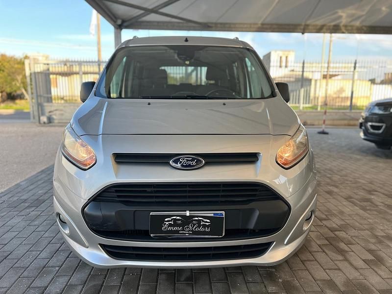 Usata Ford Tourneo Connect 115 CV (84 kW) 2014 Argento Monovolume