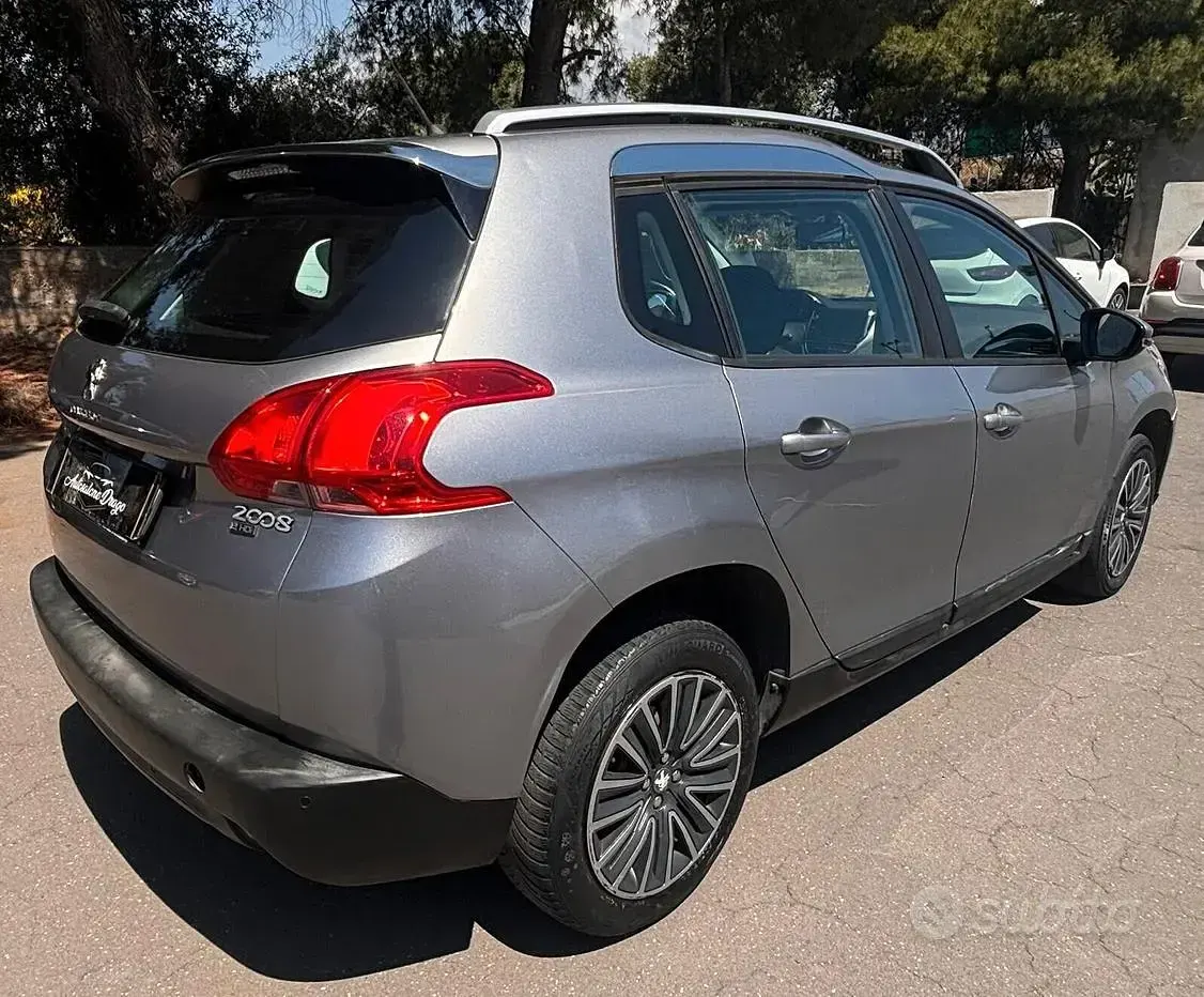 Usata Peugeot 2008 Active 92 CV (67 kW) 2014 Grigio SUV