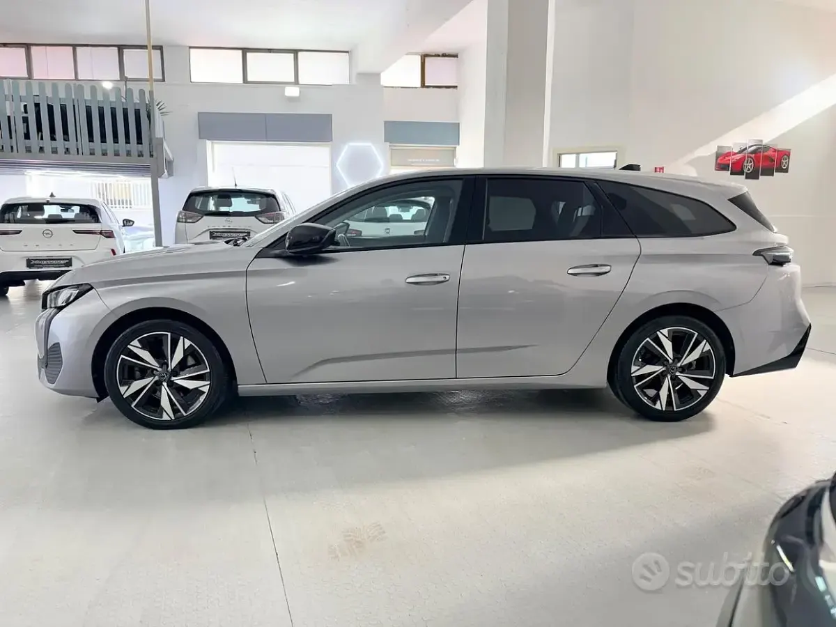Usata Peugeot 308 Allure 131 CV (96 kW) 2022 Grigio Station wagon