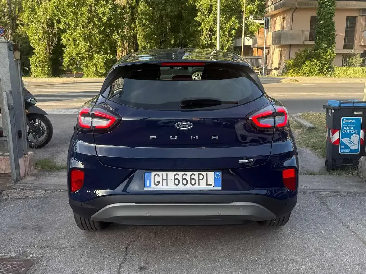 Usata Ford Puma Titanium S 125 CV (91 kW) 2021 Blu/azzurro SUV