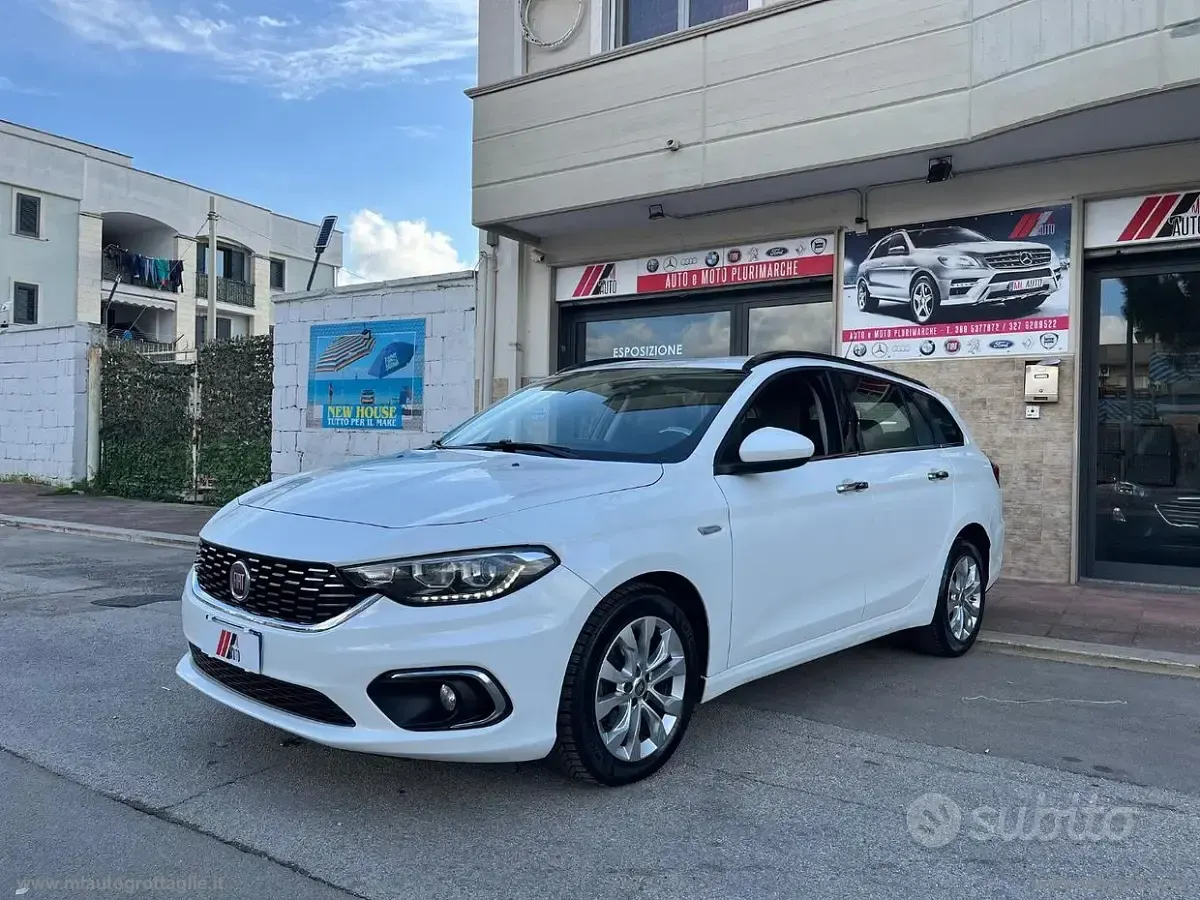 Usata Fiat Tipo Lounge 120 CV (88 kW) 2016 Bianco Station wagon