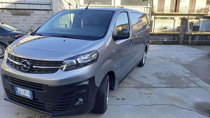 Usata Opel Vivaro 177 CV (130 kW) 2020 Grigio Monovolume