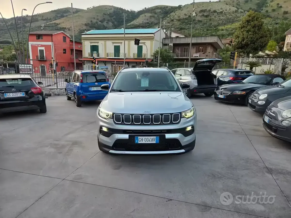 Usata Jeep Compass 131 CV (96 kW) 2021 Grigio SUV