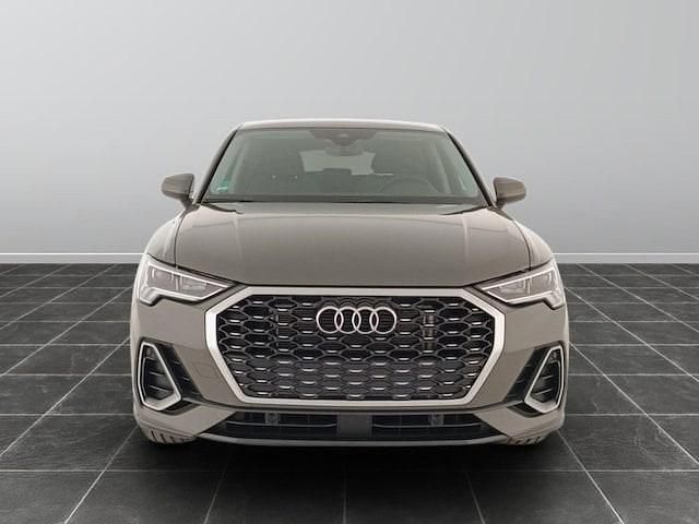 Usata Audi Q3 Sportback S-Line 150 CV (110 kW) 2025 Grigio SUV