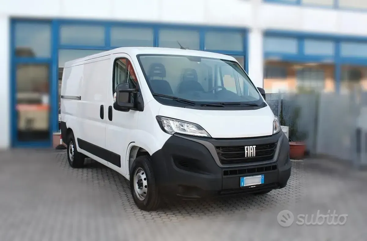 Usata Fiat Ducato 33 140 CV (102 kW) 2023 Bianco Furgone