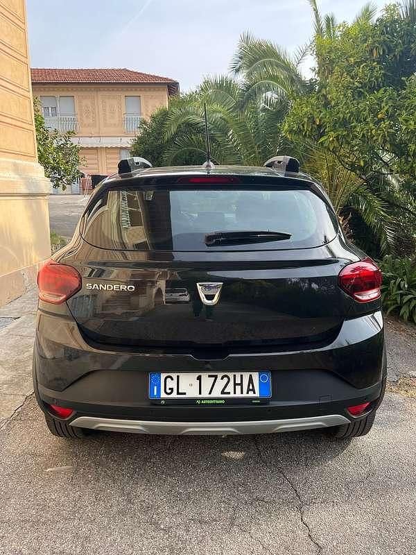 Usata Dacia Sandero Comfort 101 CV (74 kW) 2022 Berlina