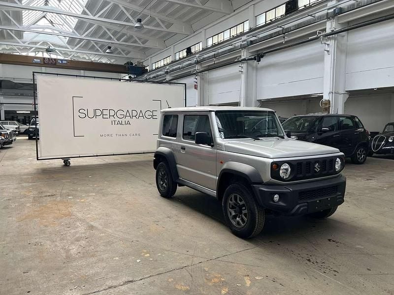 Nuova Suzuki Jimny 102 CV (75 kW) 2025 Argento SUV