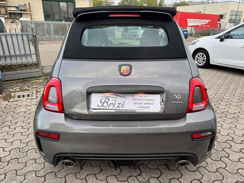 Usata Abarth 595C 165 CV (121 kW) 2024 Grigio Cabrio