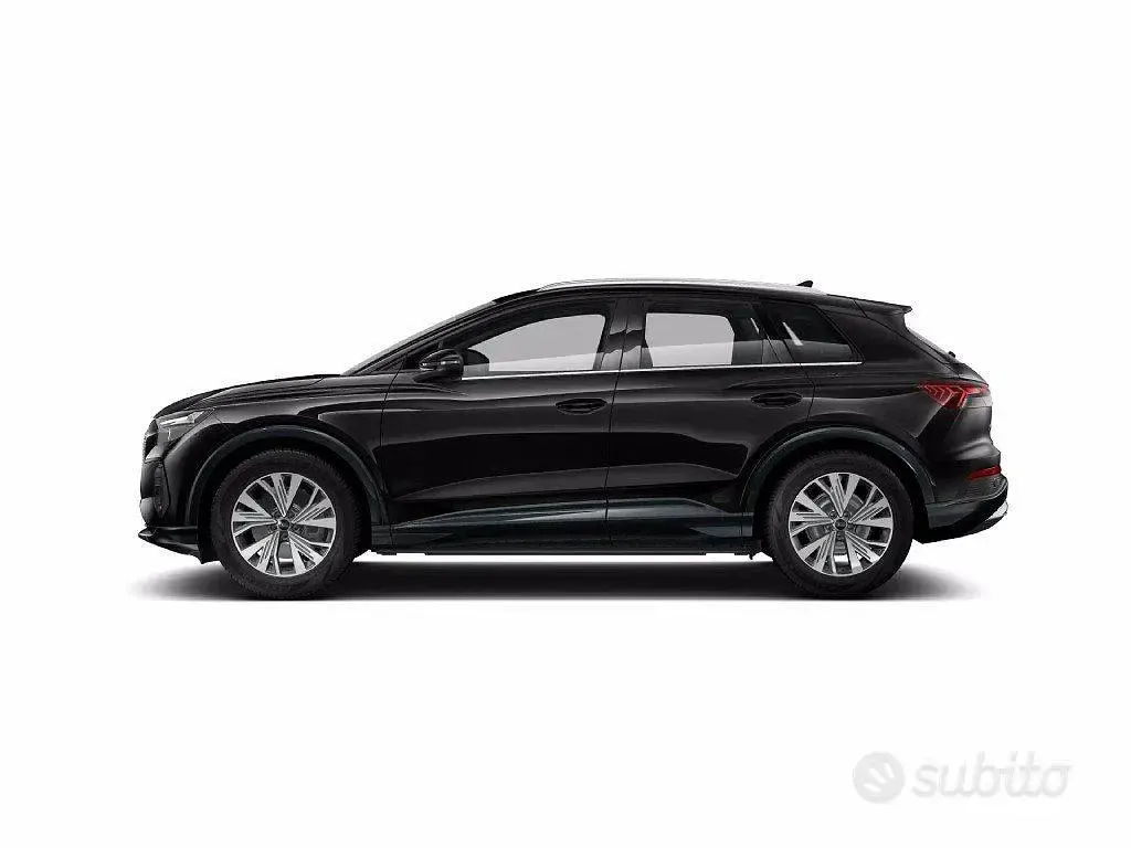 Nuova Audi Q4 e-tron Advanced 210 kW (286 CV) 2026 Nero mythos SUV