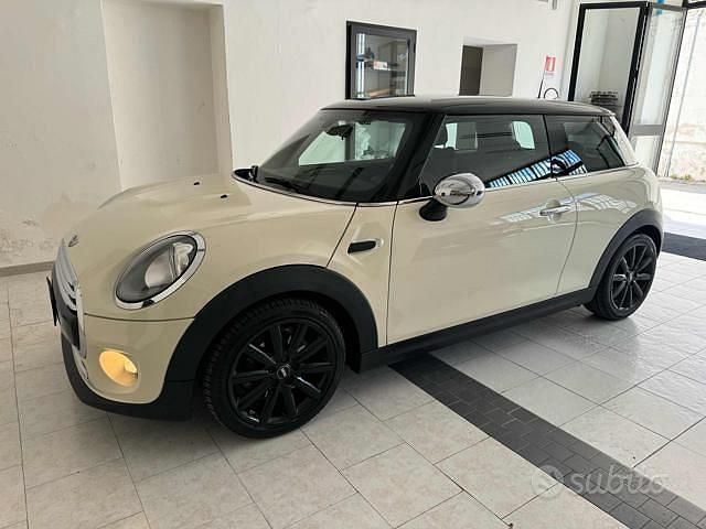 Begagnad Mini Cooper D 116 HK (85 kW) 2014 Beige Halvkombi