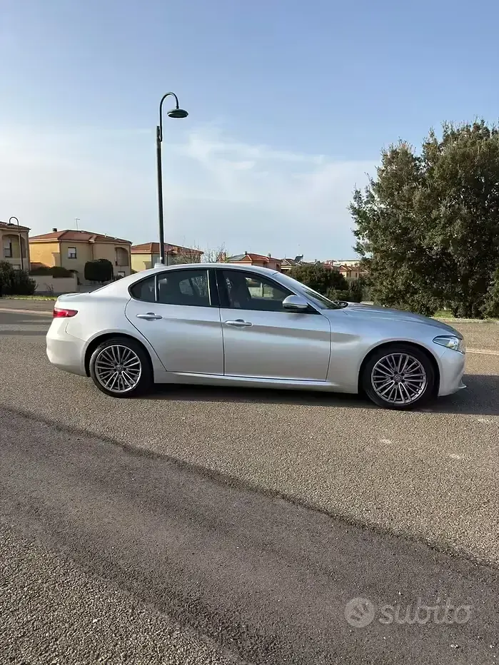 Usata Alfa Romeo Giulia 190 CV (139 kW) 2020 Berlina