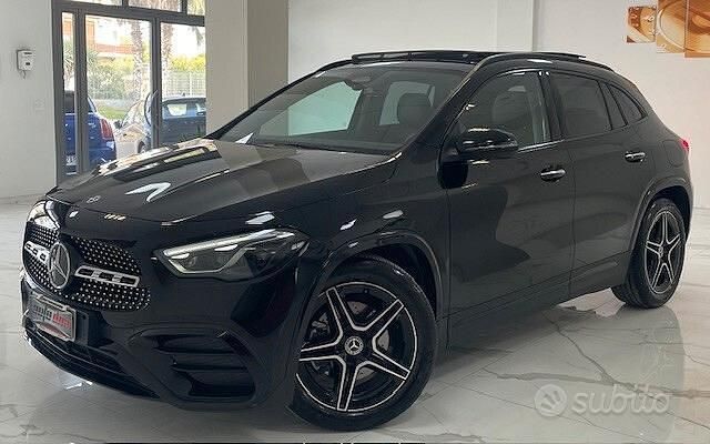 Usata Mercedes GLA200 AMG Line Premium 150 CV (110 kW) 2024 Nero SUV