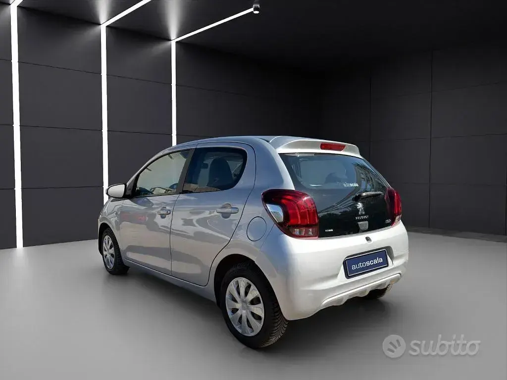 Usata Peugeot 108 Active 69 CV (50 kW) 2017 Grigio Berlina