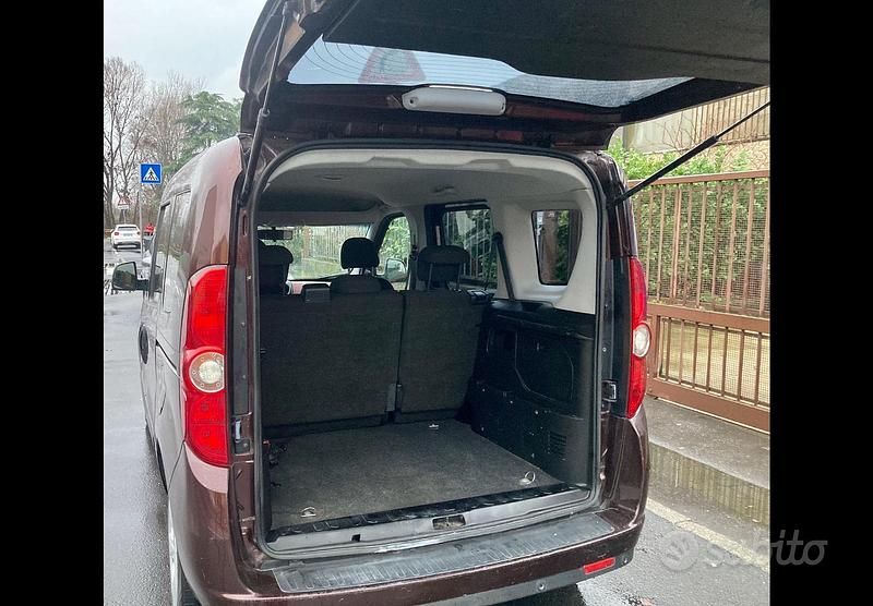 Usata Fiat Doblò 2014 Rosso Monovolume