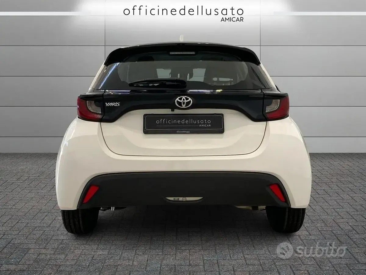 Usata Toyota Yaris Active 72 CV (52 kW) 2023 Other Utilitaria