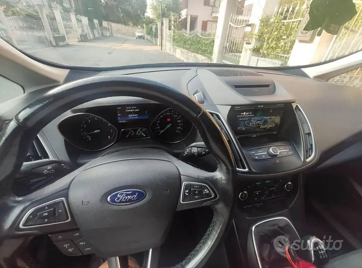 Usata Ford C-MAX Titanium 120 CV (88 kW) 2015 Monovolume