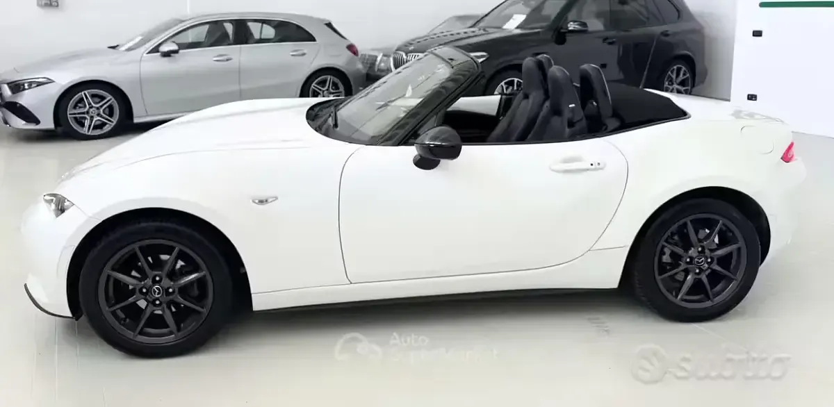 Usata Mazda MX5 132 CV (97 kW) 2023 Bianco Cabrio