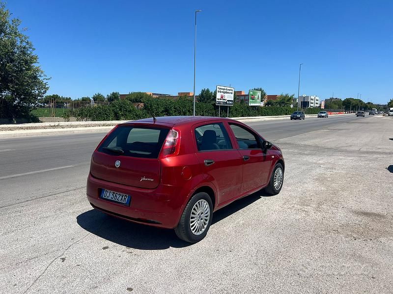 Usata Fiat Grande Punto 65 CV (47 kW) 2007 Utilitaria
