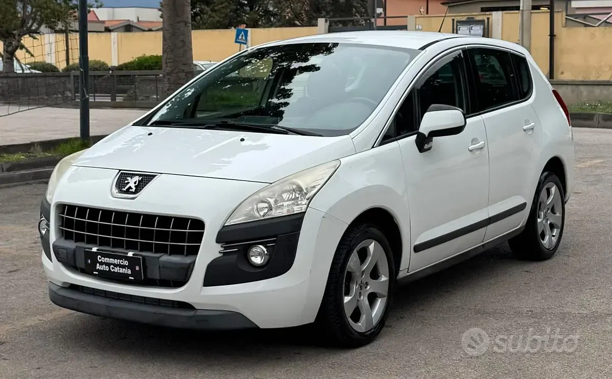Usata Peugeot 3008 Allure 115 CV (84 kW) 2012 Bianco Monovolume