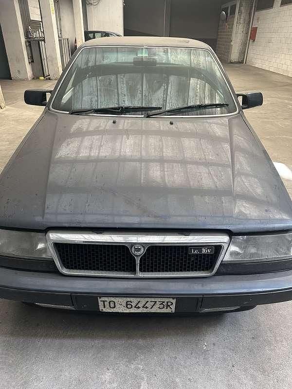 Usata Lancia Thema 147 CV (108 kW) 1991 Berlina