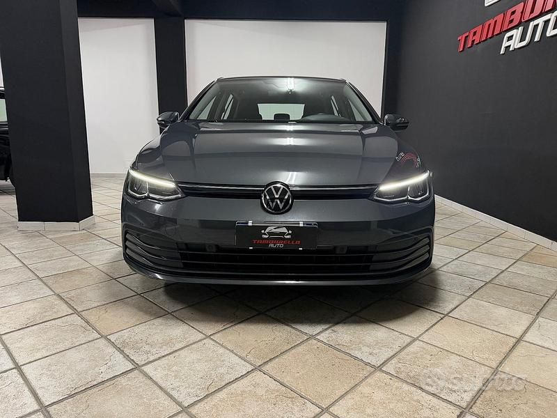 Usata VW Golf VIII Style 115 CV (84 kW) 2021 Grigio Berlina
