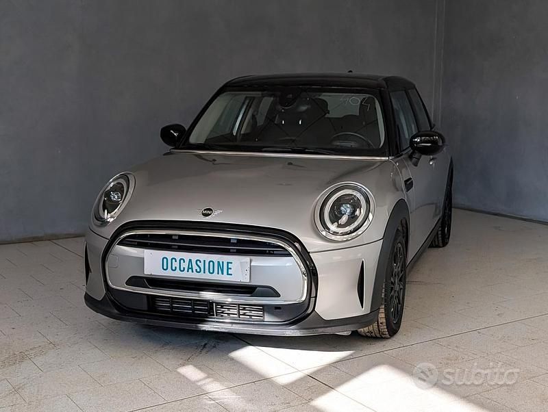 Usata Mini Cooper 136 CV (100 kW) 2023 Argento Utilitaria