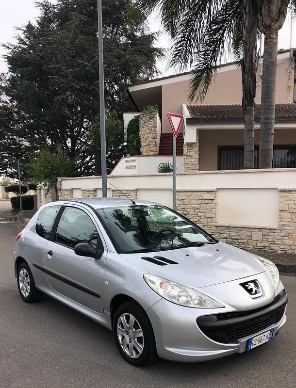 Usata Peugeot 206 59 CV (43 kW) 2009 Grigio Berlina