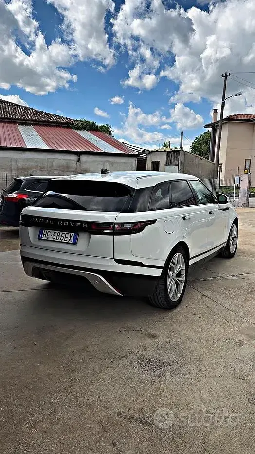 Usata Land Rover Range Rover Velar R-Dynamic 241 CV (177 kW) 2018 Bianco SUV
