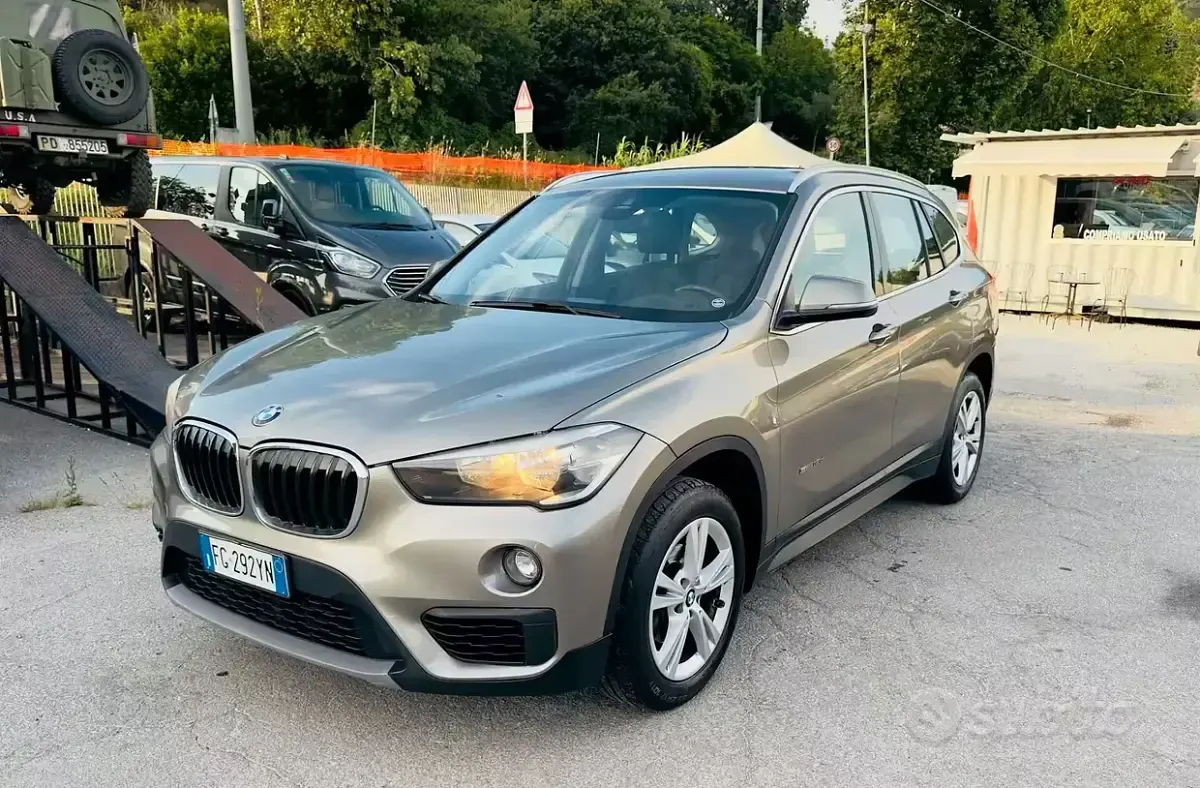 Usata BMW X1 Advantage 150 CV (110 kW) 2017 Marrone SUV