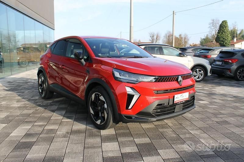 Nuova Renault Captur Techno 101 CV (74 kW) 2025 Rosso SUV