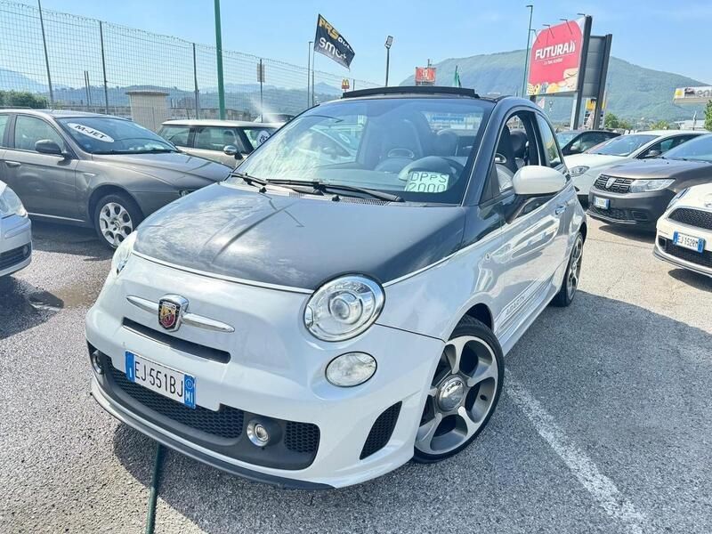 Bianco pastello Usata 2011 Abarth 500C Cabrio | 9999 € (Buon prezzo) - Immagine 1/4