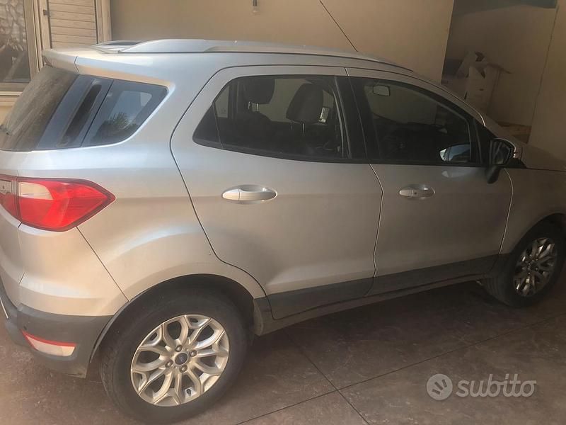 Usata Ford Ecosport Sport 95 CV (69 kW) 2016 Grigio SUV