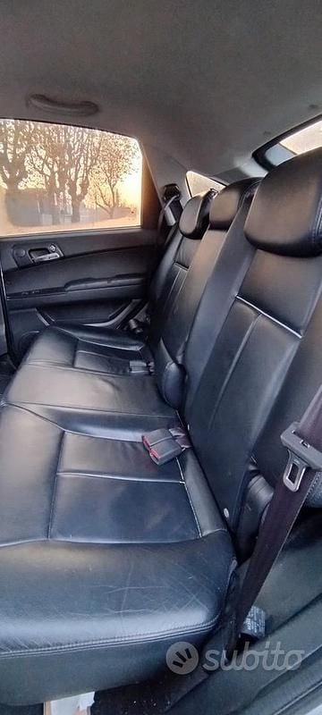 Usata SsangYong Actyon 141 CV (103 kW) 2008 Grigio Berlina
