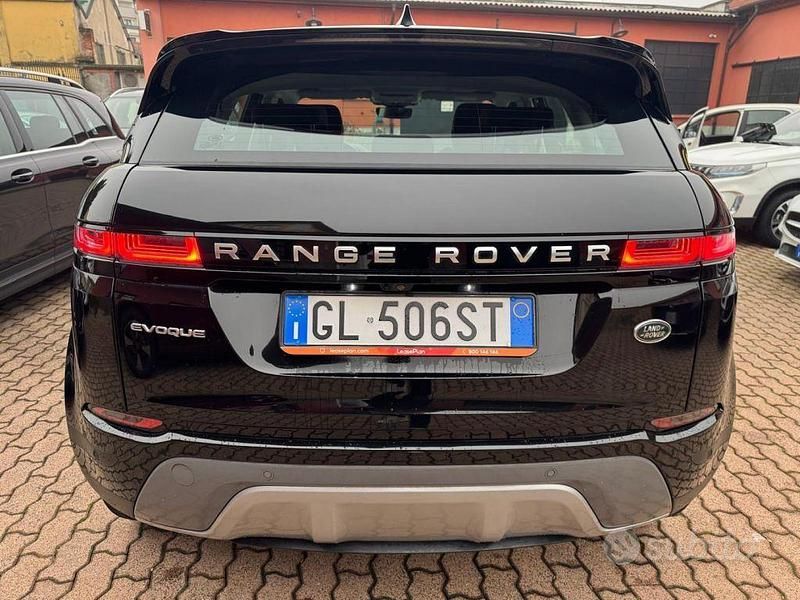 Usata Land Rover Range Rover evoque R-Dynamic 163 CV (119 kW) 2022 Nero SUV