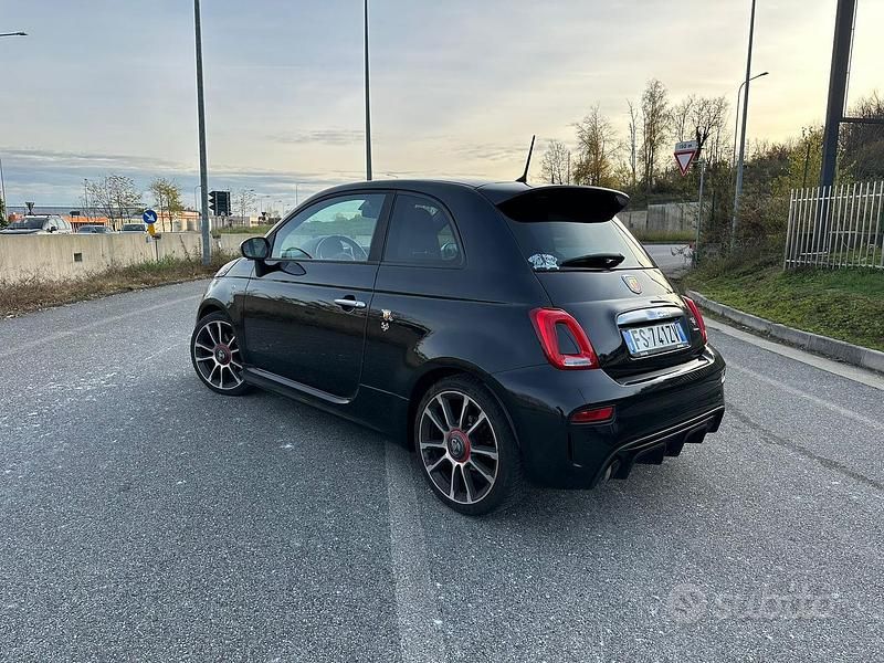 Usata Abarth 595 Turismo 165 CV (121 kW) 2018 Nero Utilitaria