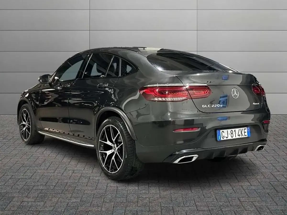 Usata Mercedes GLC220 Premium 194 CV (142 kW) 2022 Grigio grafite SUV