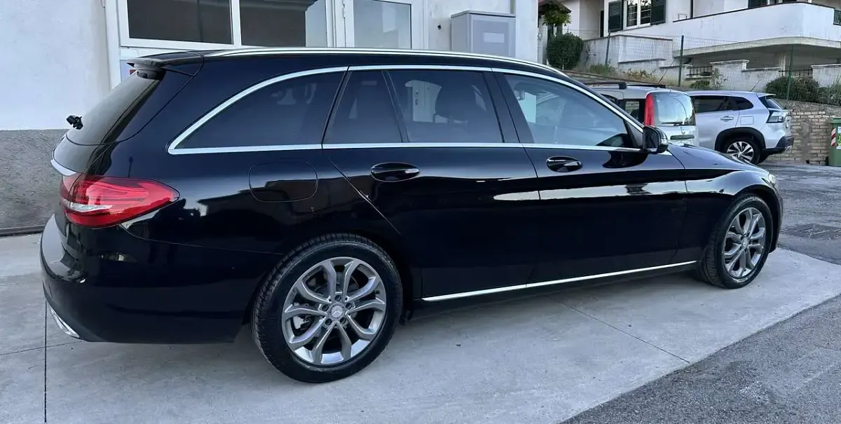 Usata Mercedes C200 Exclusive 136 CV (100 kW) 2016 Other Station wagon