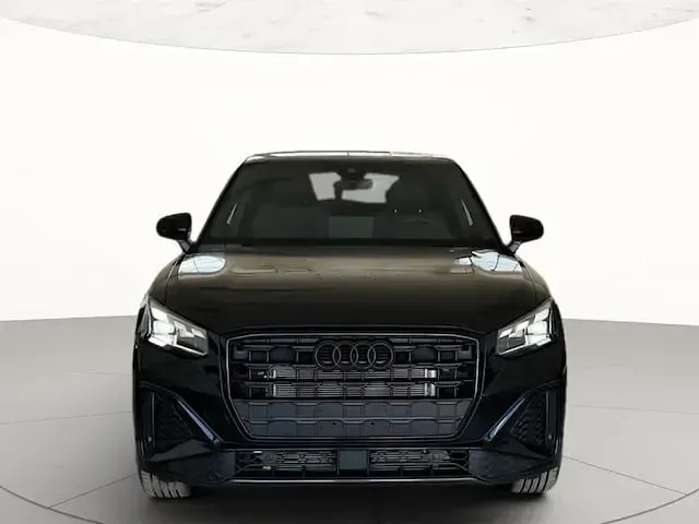 Nuova Audi Q2 S-Line 150 CV (110 kW) 2026 Nero mito metallizzato SUV