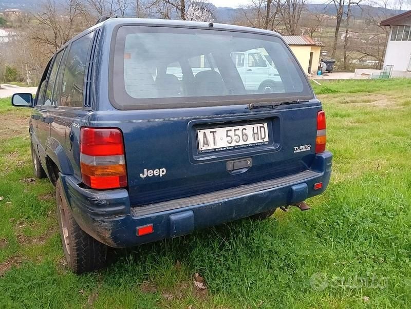 Usata Jeep Cherokee 116 CV (85 kW) 1997 Blu SUV