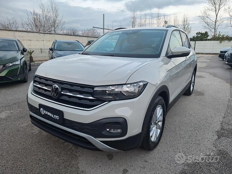 Usata VW T-Cross Advance 110 CV (80 kW) 2023 Beige SUV