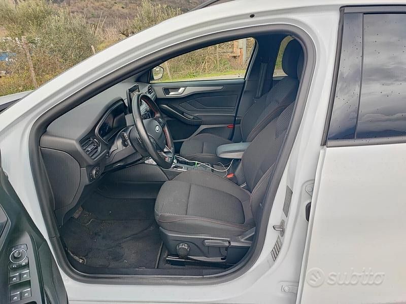 Usata Ford Focus Titanium S 115 CV (84 kW) 2022 Bianco Station wagon
