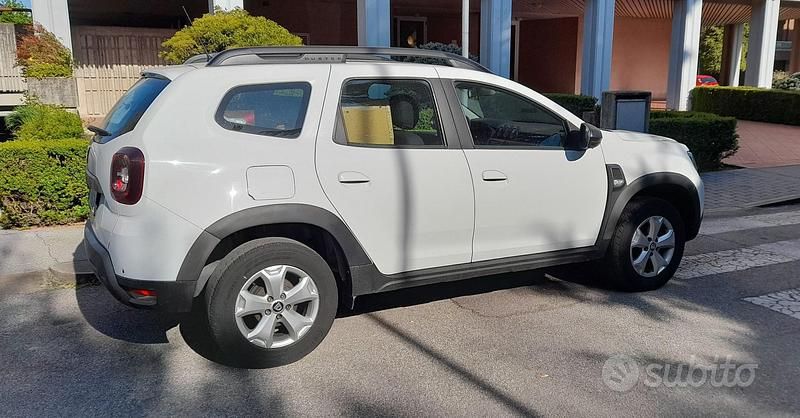 Usata Dacia Duster 114 CV (83 kW) 2018 Bianco SUV