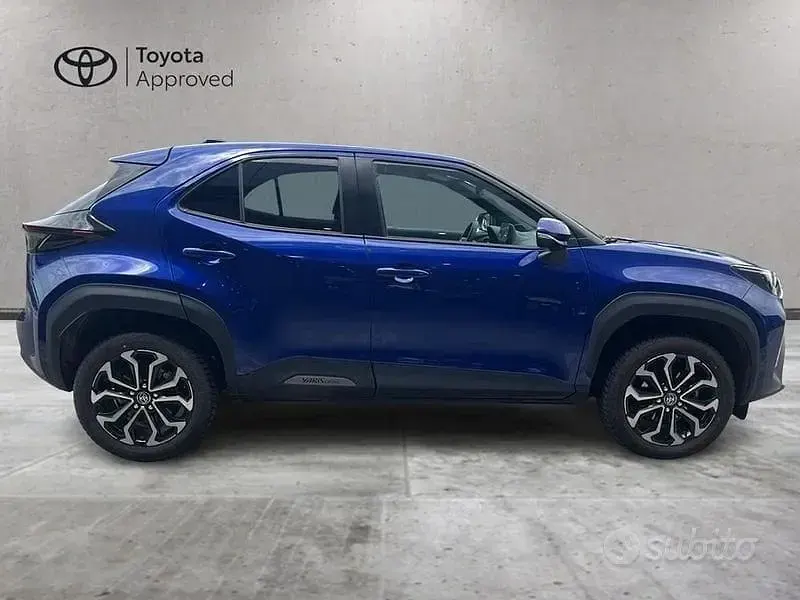 Usata Toyota Yaris Cross Trend 116 CV (85 kW) 2022 Blu SUV