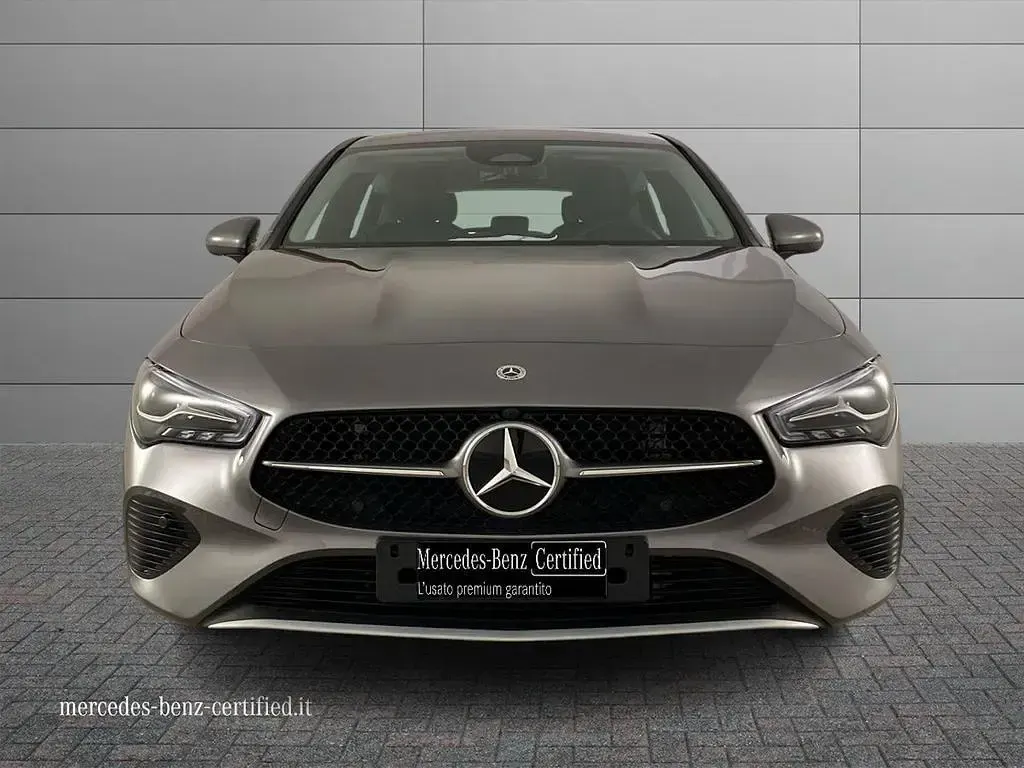 Usata Mercedes CLA180 Shooting Brake Advanced 116 CV (85 kW) 2025 Blu Station wagon